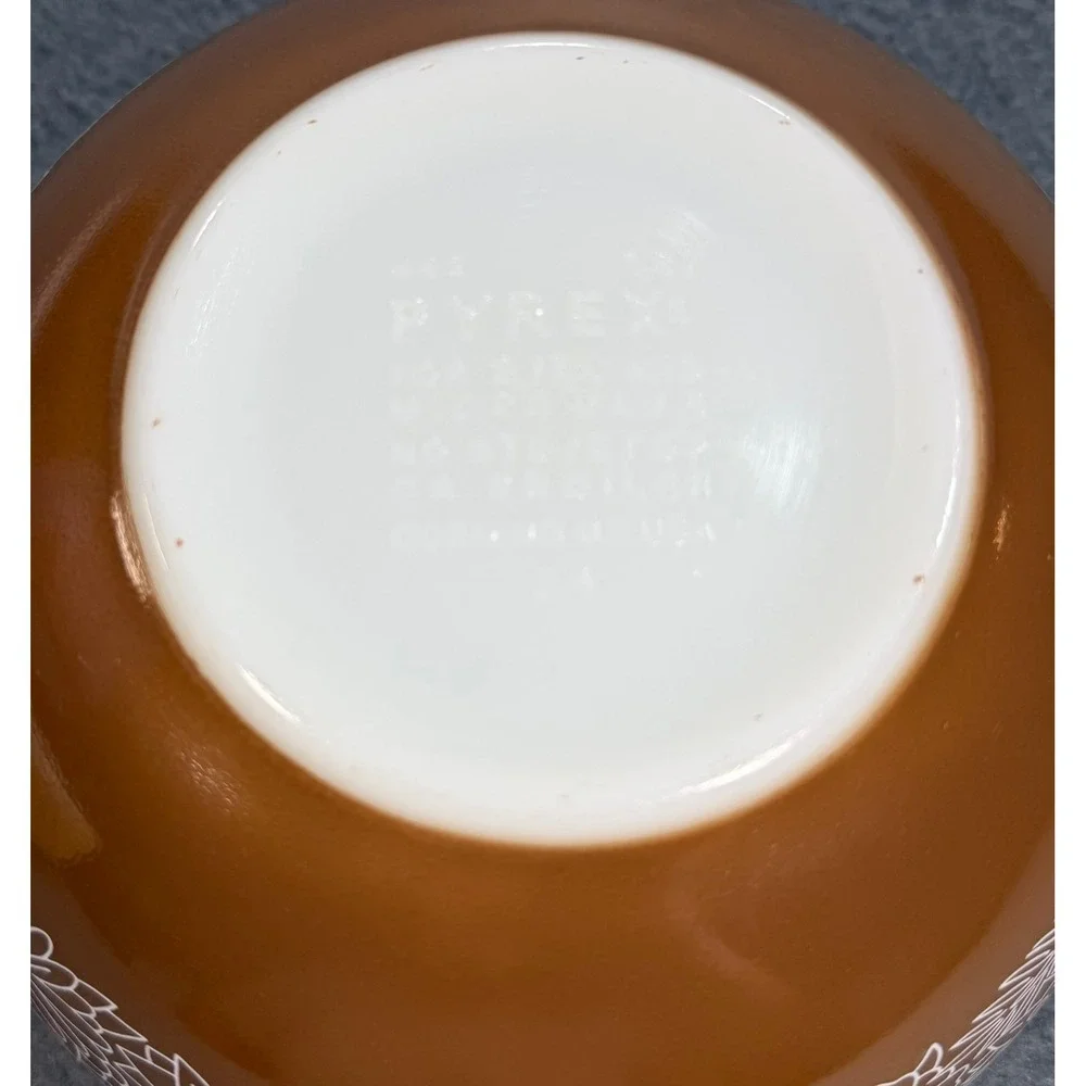 Vintage Pyrex Butterfly Gold 442 Cinderella Mixing Bowl 1.5 Qt Brwn White Floral